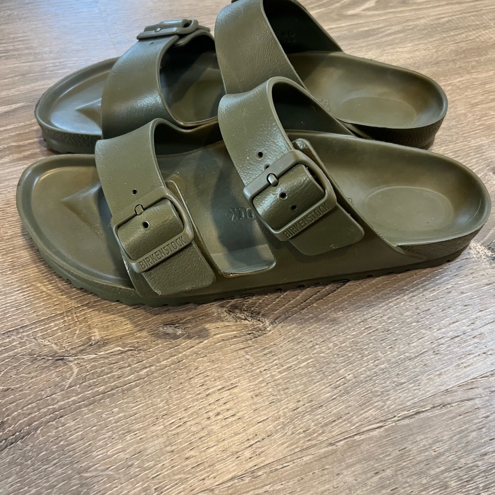 Birkenstock 40 Slide Sandals